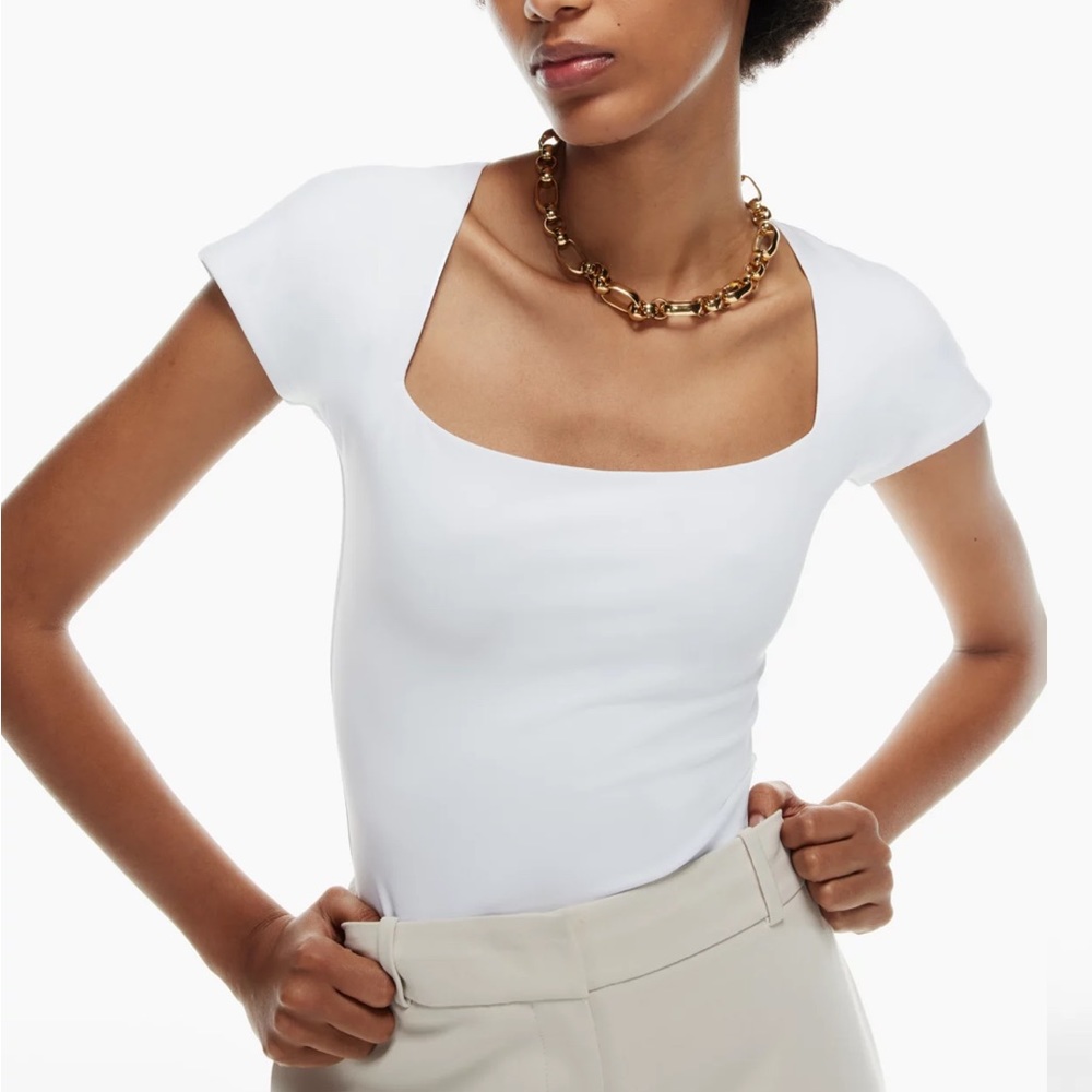 Contour Straight Neck Bodysuit Babaton Aritzia White Short Sleeve
